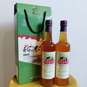 {홍천농산물},명이나물, 사과즙, 홍천사과즙, 개복숭아원액, 개복숭아효소, 개복숭아청, 부사사과, 홍천사과, 홍천부사사과, 오미자청, 홍천오미자청, 오미자당절임, 오미자설탕절임, 건오미자, 말린오미자, 수리취떡, 강원도수리취떡, 옥수수수염, 옥수수수염차, 절임배추, 고랭지절임배추, 강원도고랭지절임배추, 홍천절임배추, 절임배추20kg, 고랭지절임배추20kg